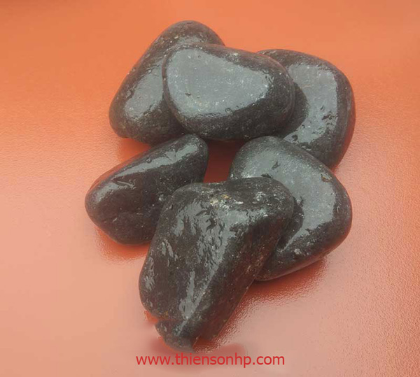 Sỏi trang trí màu đen