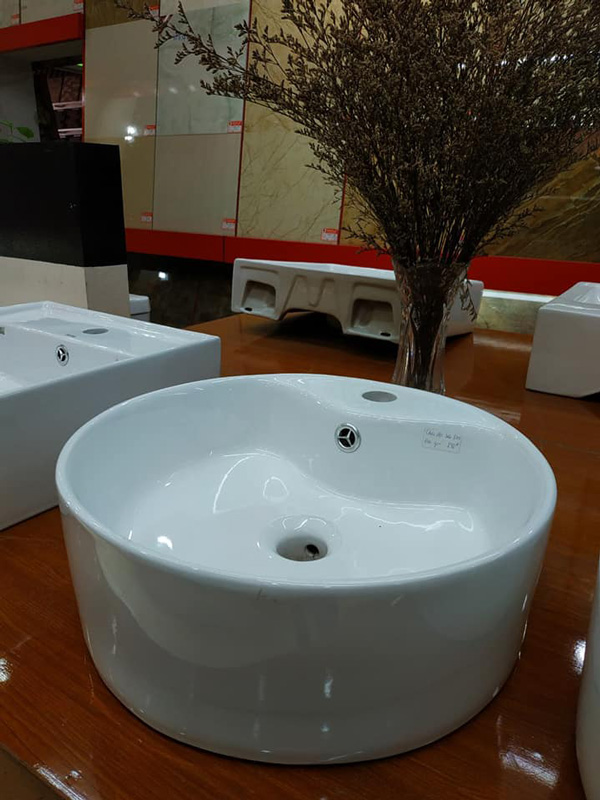 cua hang thiet bi ve sinh hai phong