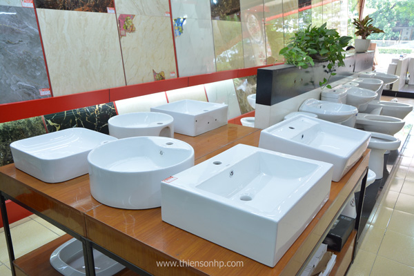 showroom thiet bi ve sinh hai phong